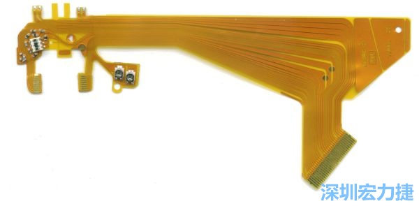 針對消費(fèi)性電子產(chǎn)品的外型設(shè)計(jì)，F(xiàn)PC可以做任意形狀的適應(yīng)性線路設(shè)計(jì)。