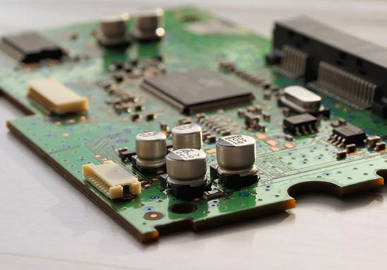 PCB制板工藝中的過孔塞油是什么意思？